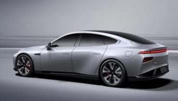 2AB952A7-B67B-4A3C-B4AE-FC235F34441D